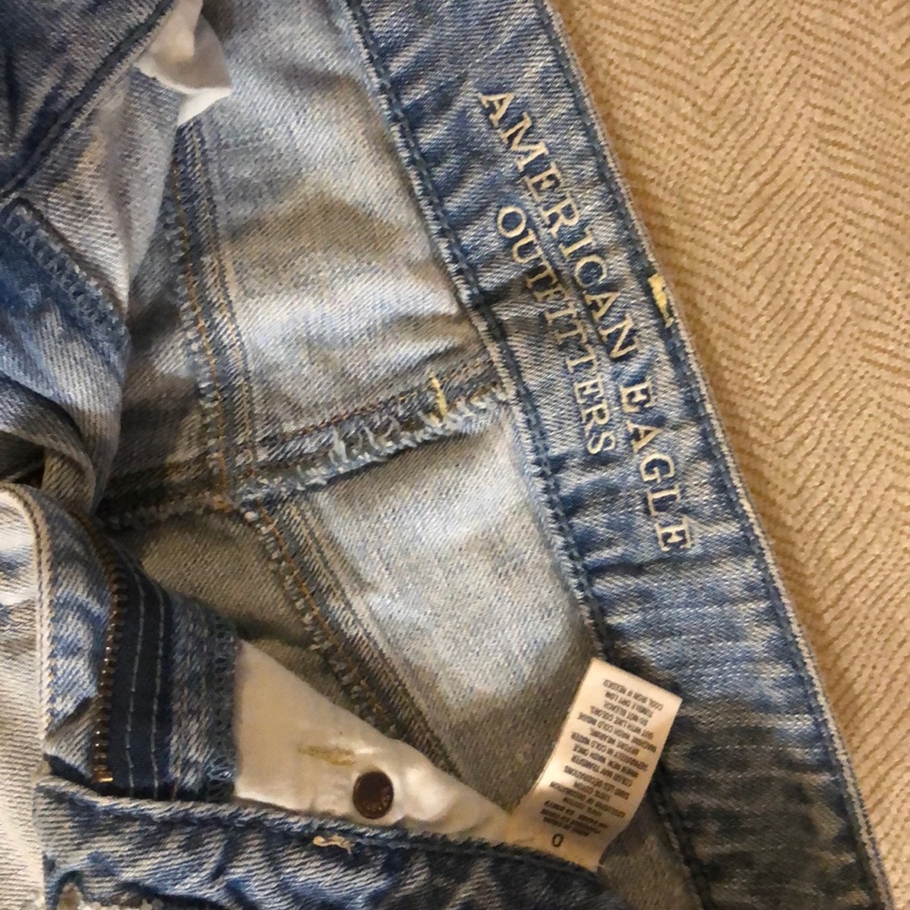 Light denim short shorts! - Picture 3 of 3